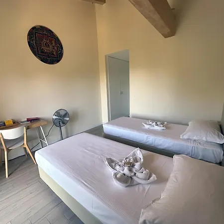 Atikiana Casa Per Ferie Bee