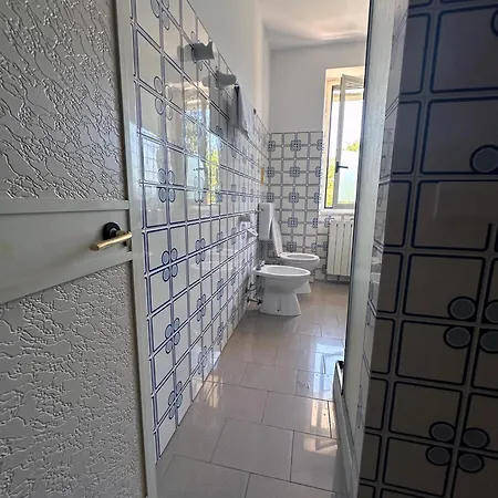Atikiana Casa Per Ferie Bee
